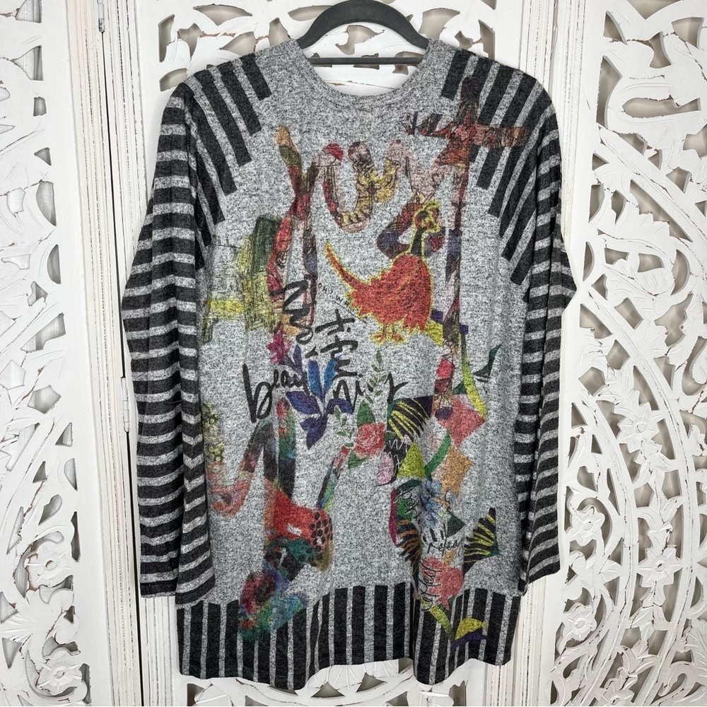 Inoah Gray Bird Patterned Knit Tunic